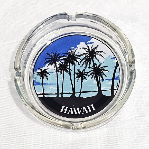 Other - Glass art Hawaii Colorful 4-1/4" Glass with 4 Slots.